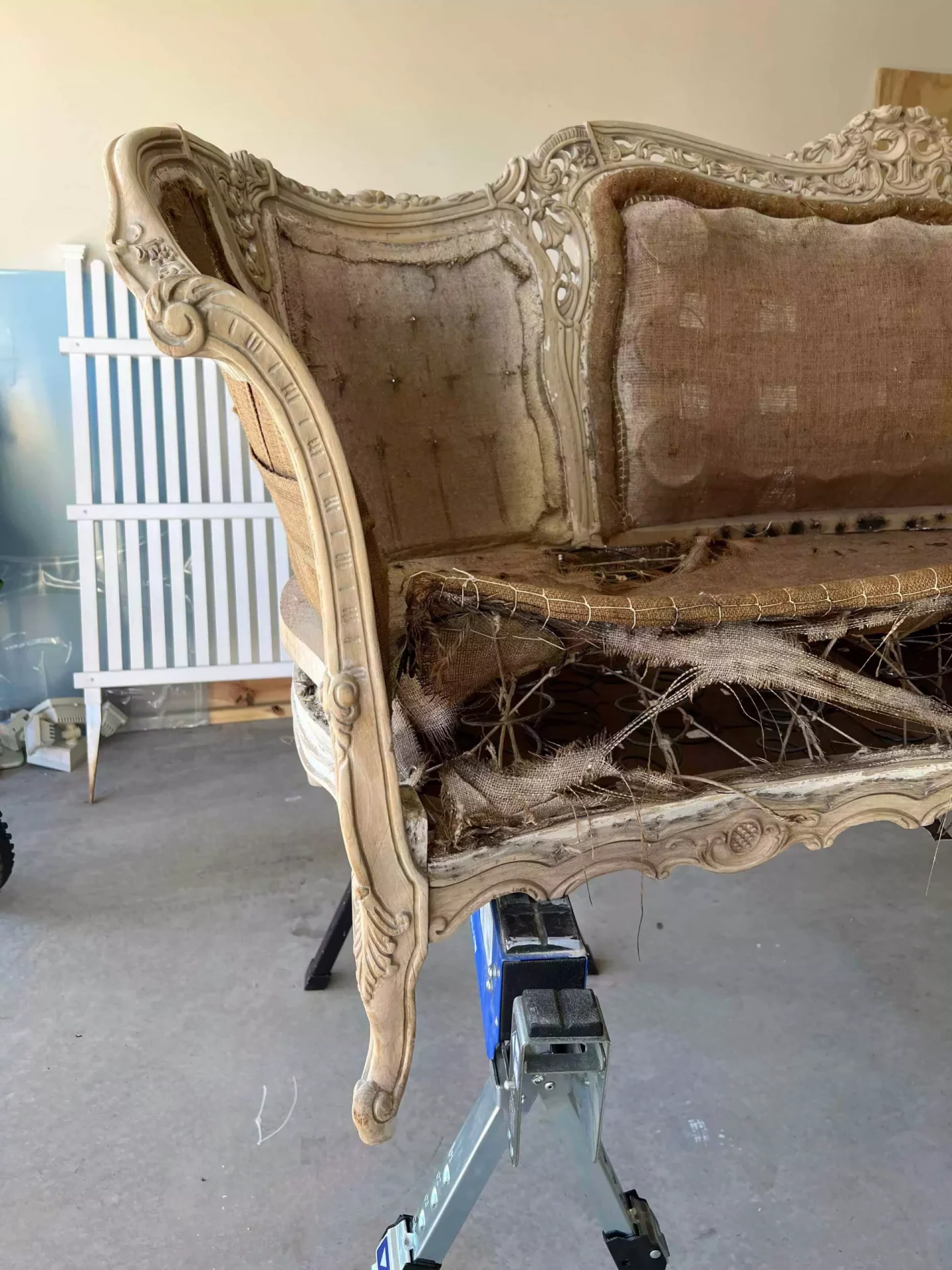 How to Strip the Paint From an Antique Couch