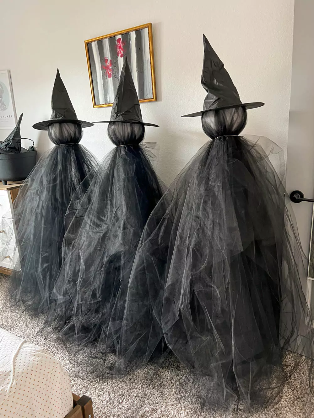 Halloween DIY Lawn Witches 