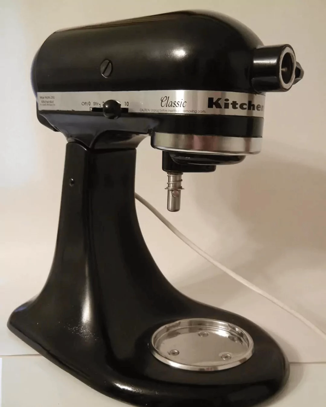 How to Spray Paint a KitchenAid Stand Mixer