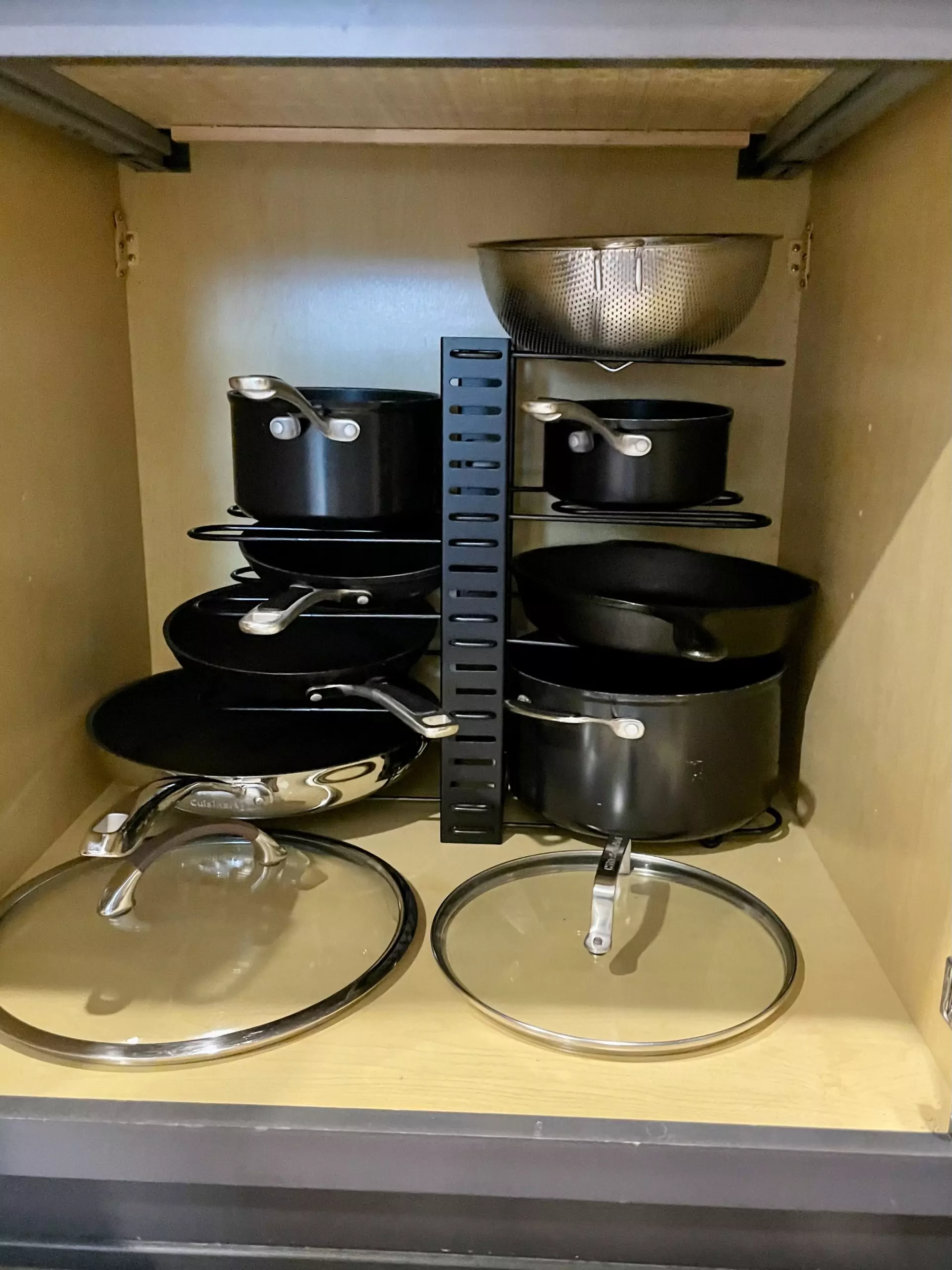 pan organizer rack